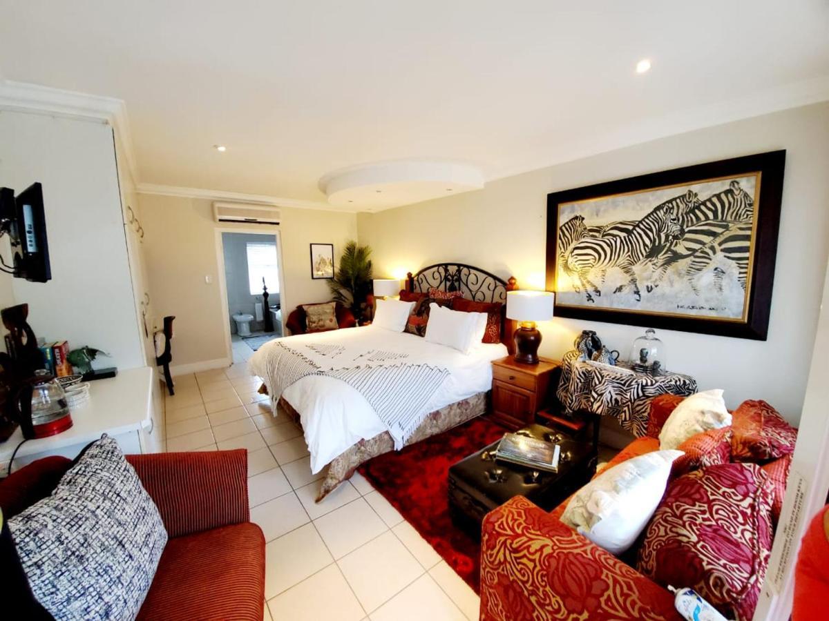Gordon'S Beach Lodge Gordons Bay Exterior photo